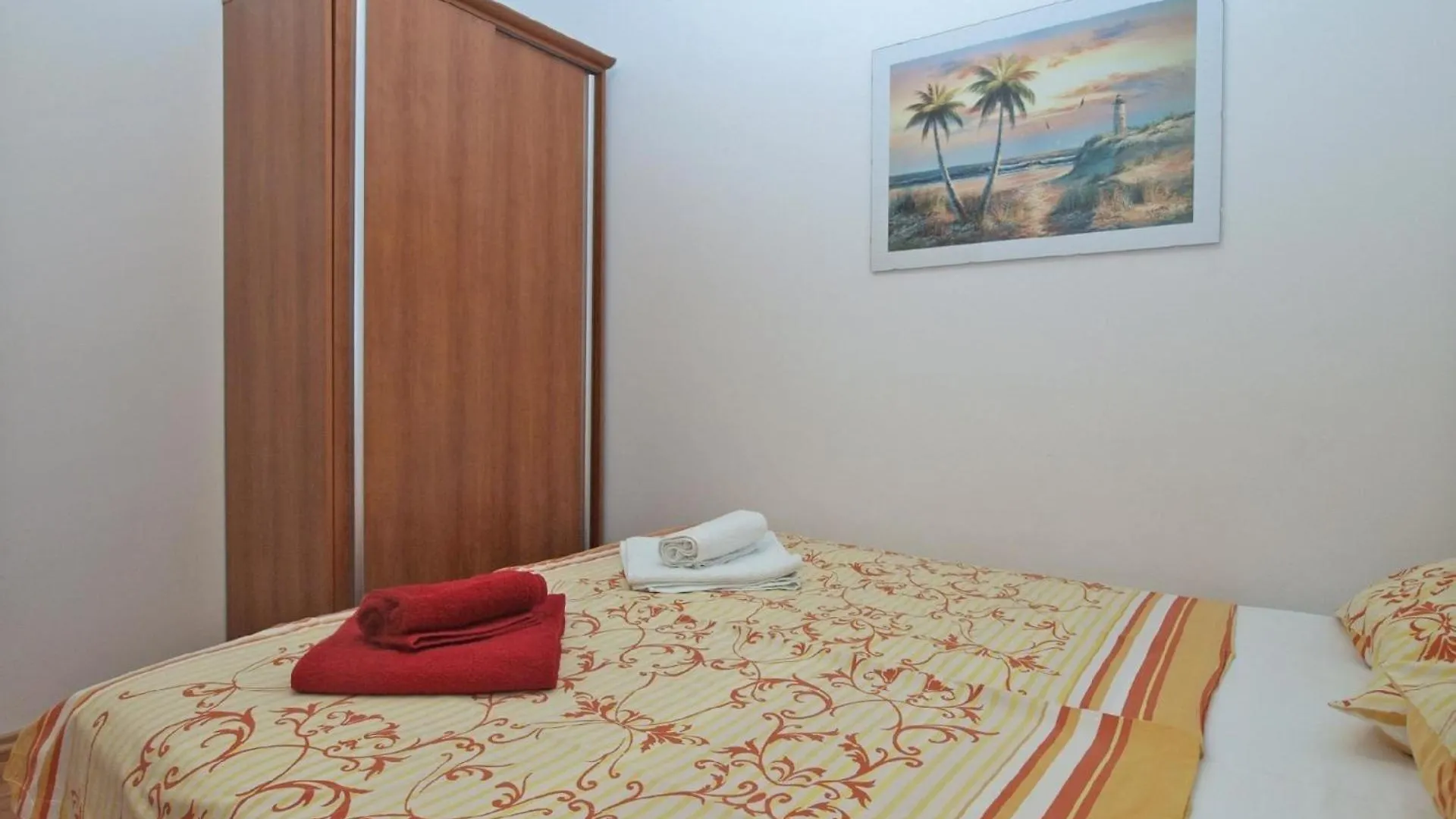 Apartment Ferienwohnung Fuer 3 Personen Ca 32 Qm In Fazana, Istrien Istrische Riviera Croatia